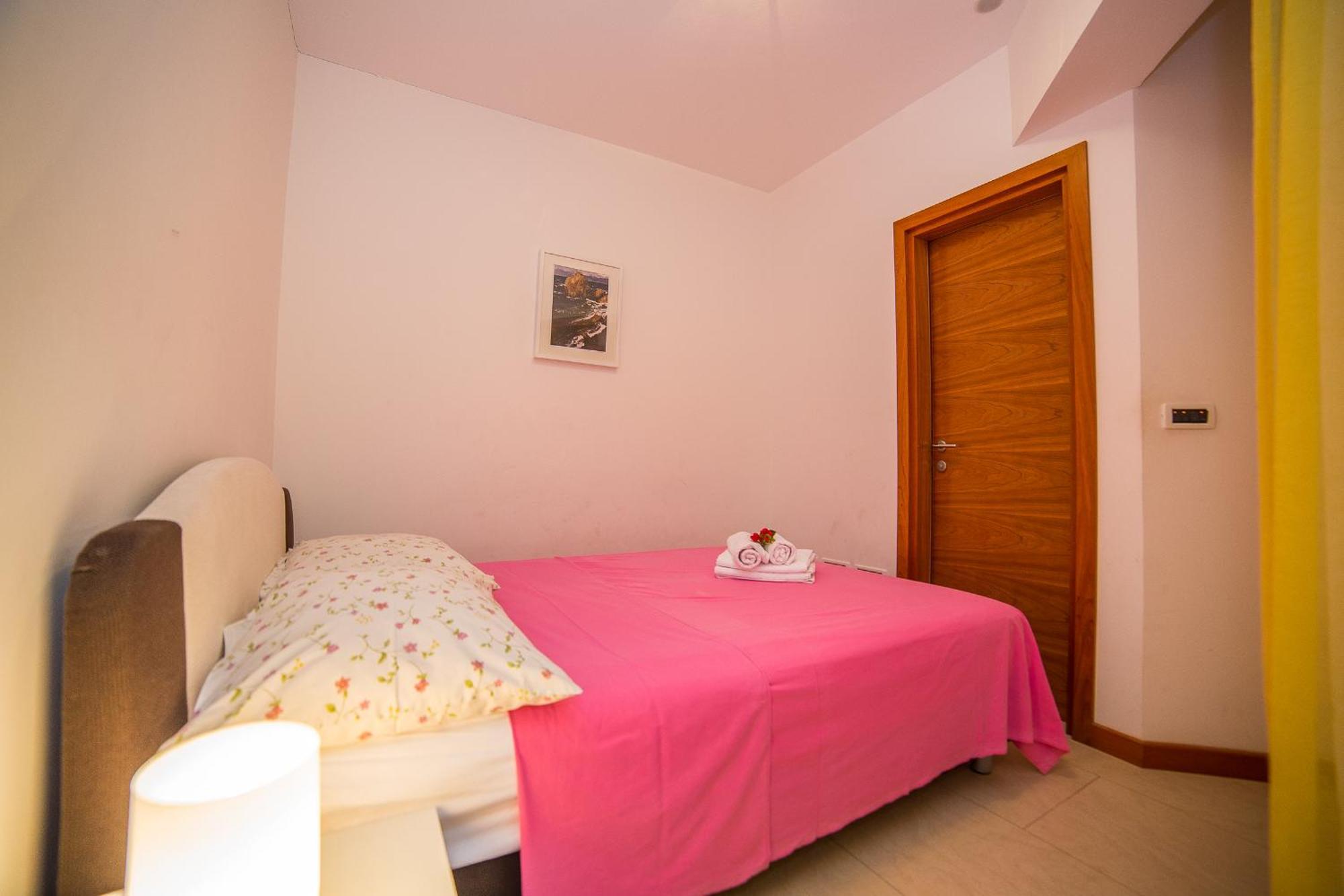Apartments Milan Makarska Zimmer foto