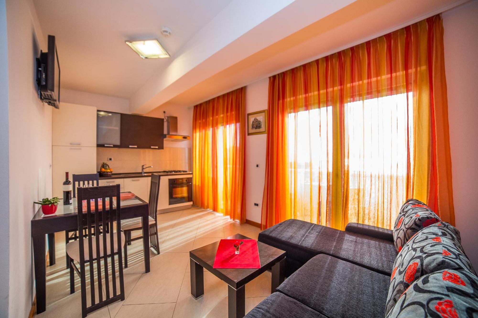 Apartments Milan Makarska Zimmer foto