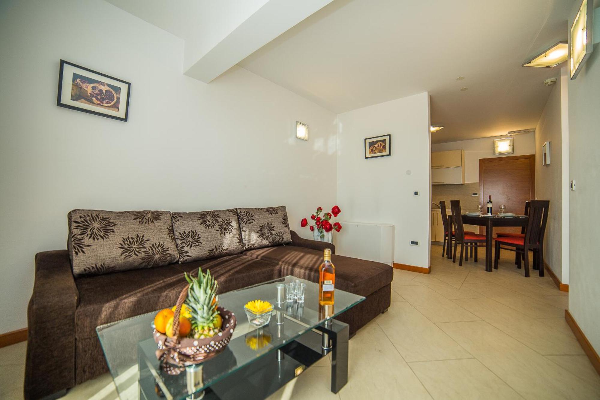 Apartments Milan Makarska Zimmer foto