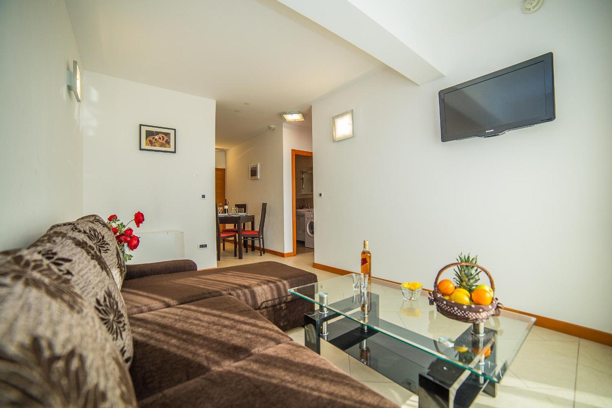 Apartments Milan Makarska Zimmer foto